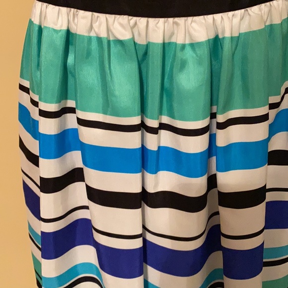 Saks Fifth Avenue (RED) dress - Picture 4 of 12